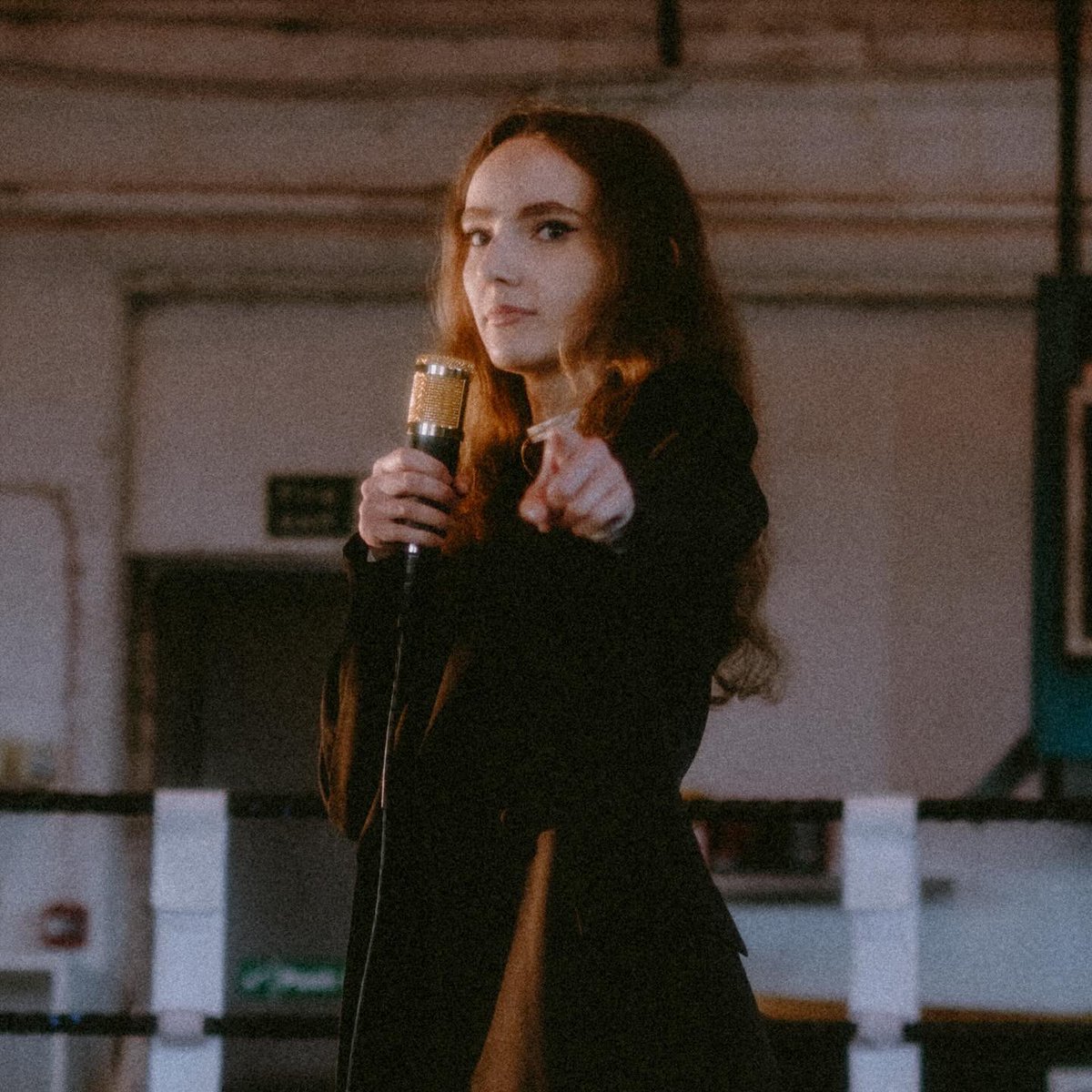 Hi, we’re back 🫶🏻

How about something new real soon xx

📷: Luke Tatlock