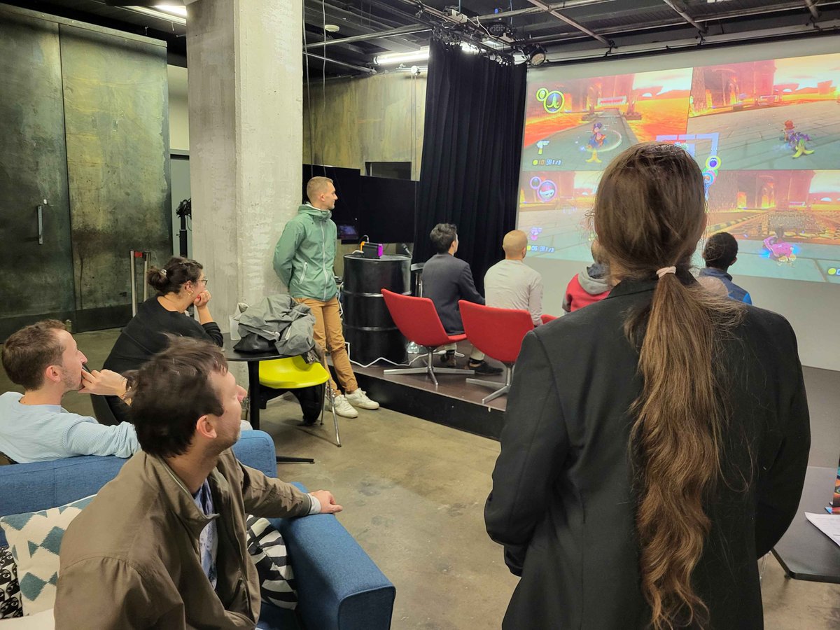 Nous étions au <a href="/Shadok_eu/">Le Shadok</a> ce vendredi 27 septembre pour le tournoi #MarioKart #mariokart8
Merci aux participants et aux vainqueurs.
#jeuxvideo #videogames