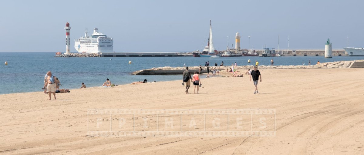 FPImages's tweet image. Cannes Lighthouse and beach