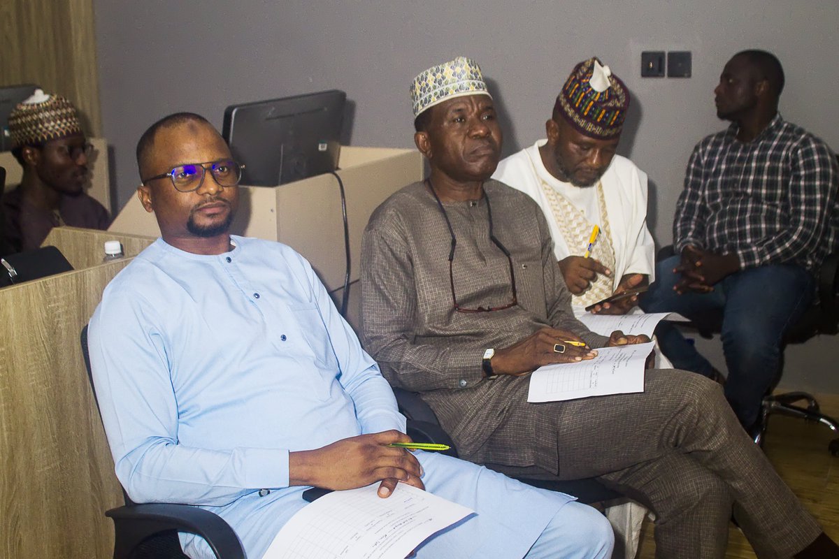 Bin_umar_'s tweet photo. Eco-Waste Takes the Lead at Africa’s Talking x Kaduna State Hackathon

Our AI-powered waste management solution aims to make Kaduna cleaner &amp; greener. Huge thanks to the judges &amp; all supporters! 🌍🚮

@Africastalking @itcentralng @AlmaraHub #ATdevsNG #WeLoveNerds #BuildWithAT https://t.co/BucXuuU5KE