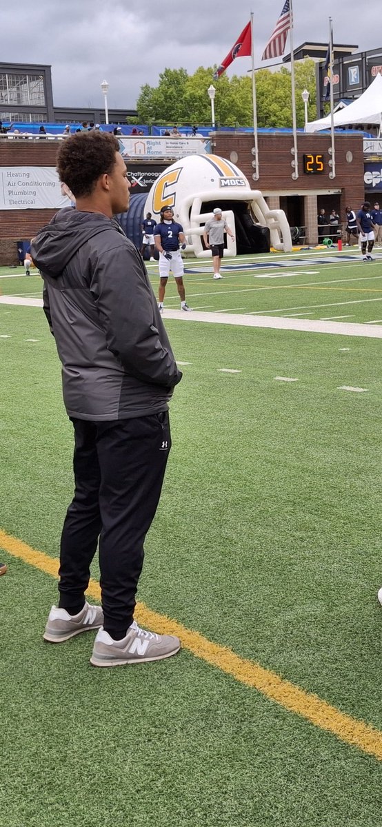 Gage Lee |RB/OLB C/o 2025 (@19gagelee) on Twitter photo Had a great time with <a href="/GoMocsFB/">Chattanooga Football</a>.THANK YOU <a href="/_thehannahb/">Hannah B</a> for a great experience.Congrats to all the players, coaches on a awesome win. Thanks mom for taken me. <a href="/CoachRustyW/">Rusty Wright</a> <a href="/coachjpizzo/">Joe Pizzo</a> <a href="/CoachJ_Miller97/">Julian Miller </a> <a href="/Korel_Smith18/">Coach Korel Smith</a> <a href="/Coach_Sprad/">Ricky Spradling</a> <a href="/CoachT_Ward84/">Tyrus Ward</a> <a href="/west10sports/">West Tennessee High School Athletics</a> <a href="/CoachHud12/">coach_hud12</a> Had a great time with <a href="/GoMocsFB/">Chattanooga Football</a>.THANK YOU <a href="/_thehannahb/">Hannah B</a> for a great experience.Congrats to all the players, coaches on a awesome win. Thanks mom for taken me. <a href="/CoachRustyW/">Rusty Wright</a> <a href="/coachjpizzo/">Joe Pizzo</a> <a href="/CoachJ_Miller97/">Julian Miller </a> <a href="/Korel_Smith18/">Coach Korel Smith</a> <a href="/Coach_Sprad/">Ricky Spradling</a> <a href="/CoachT_Ward84/">Tyrus Ward</a> <a href="/west10sports/">West Tennessee High School Athletics</a> <a href="/CoachHud12/">coach_hud12</a>