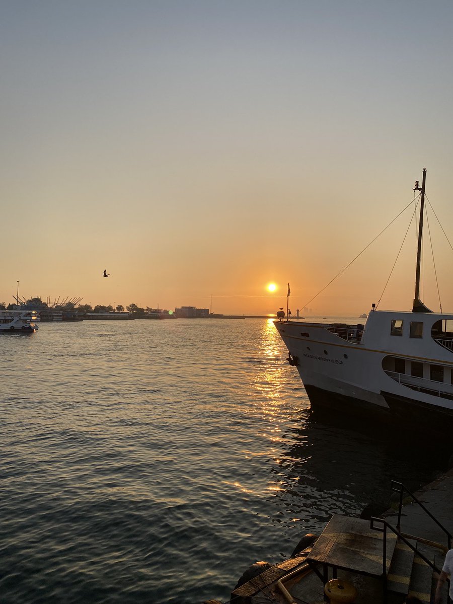 eylembaturr's tweet photo. Eminönü/Kadıköy https://t.co/MBx9JcHXdj