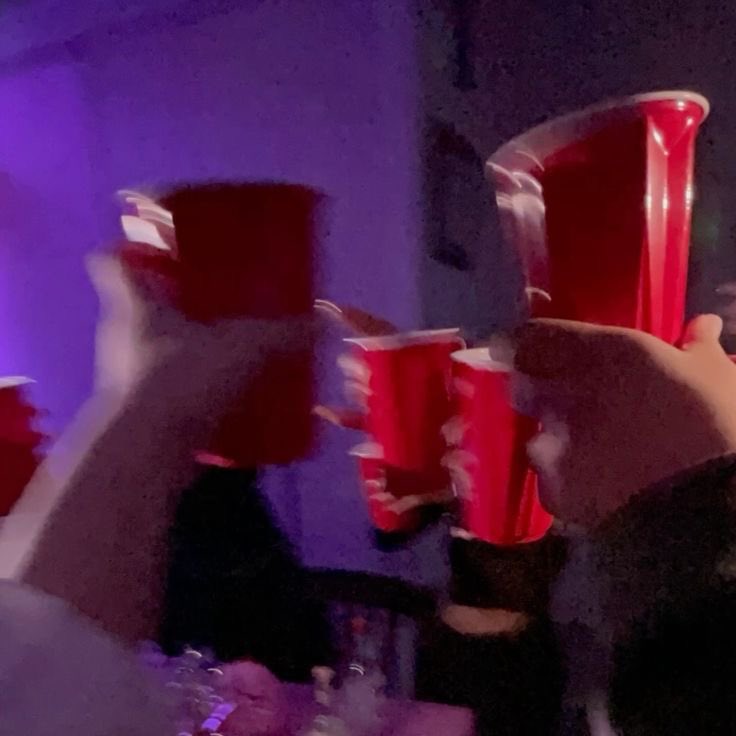 HIGHSCHOOLSWACK's tweet image. You need a jello shot !