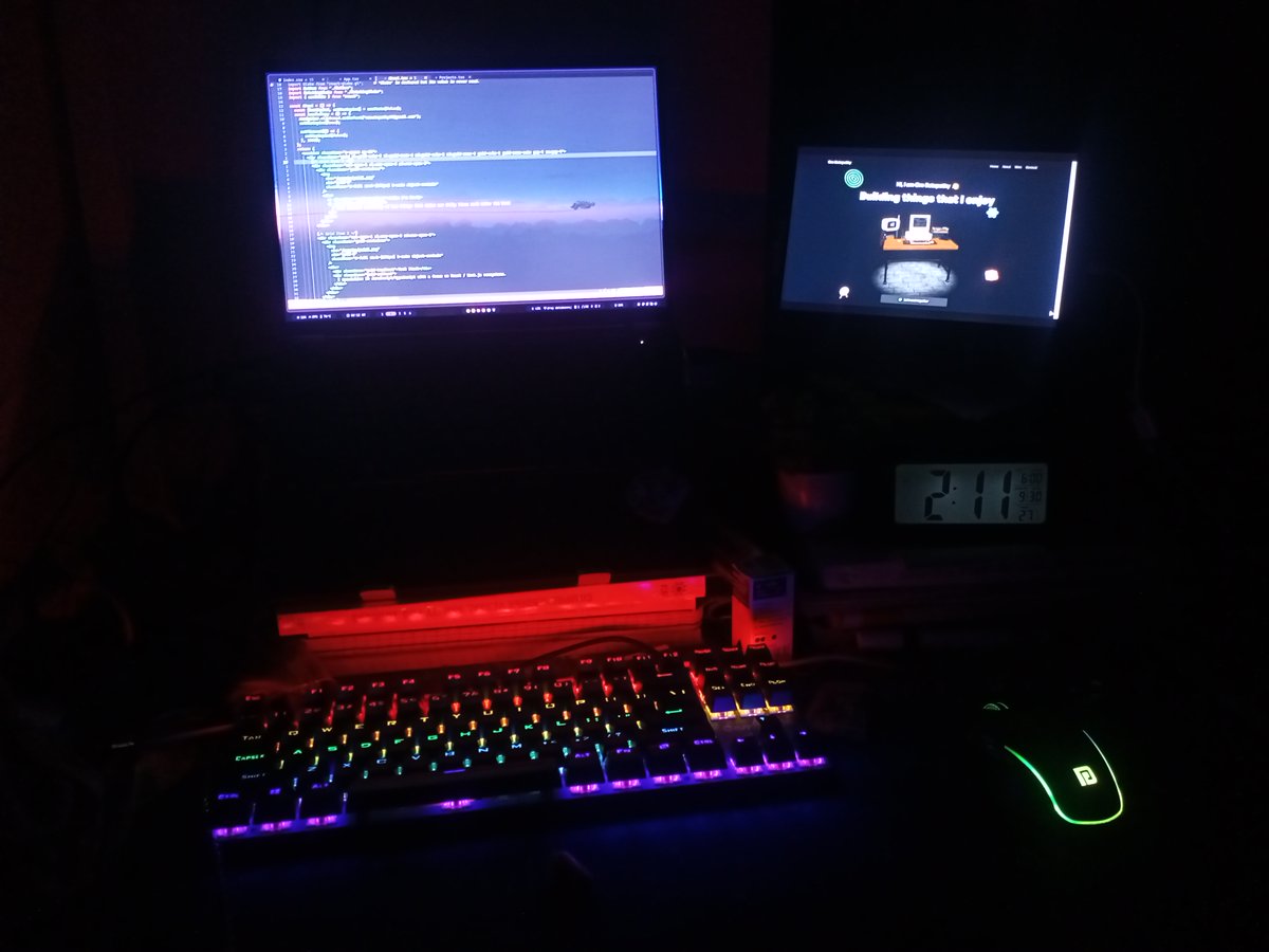 OmSatapathy4's tweet image. Just pulled off an 8-hour coding binge for the first time! 🤯💻 I didn’t even notice the sun setting and almost missed dinner! Who needs food or sleep when you have bugs to squash? I don’t need sleep, I need bug-free code! 😂🍕💤 #CodeAddict #LivingTheDevLife #SendHelp