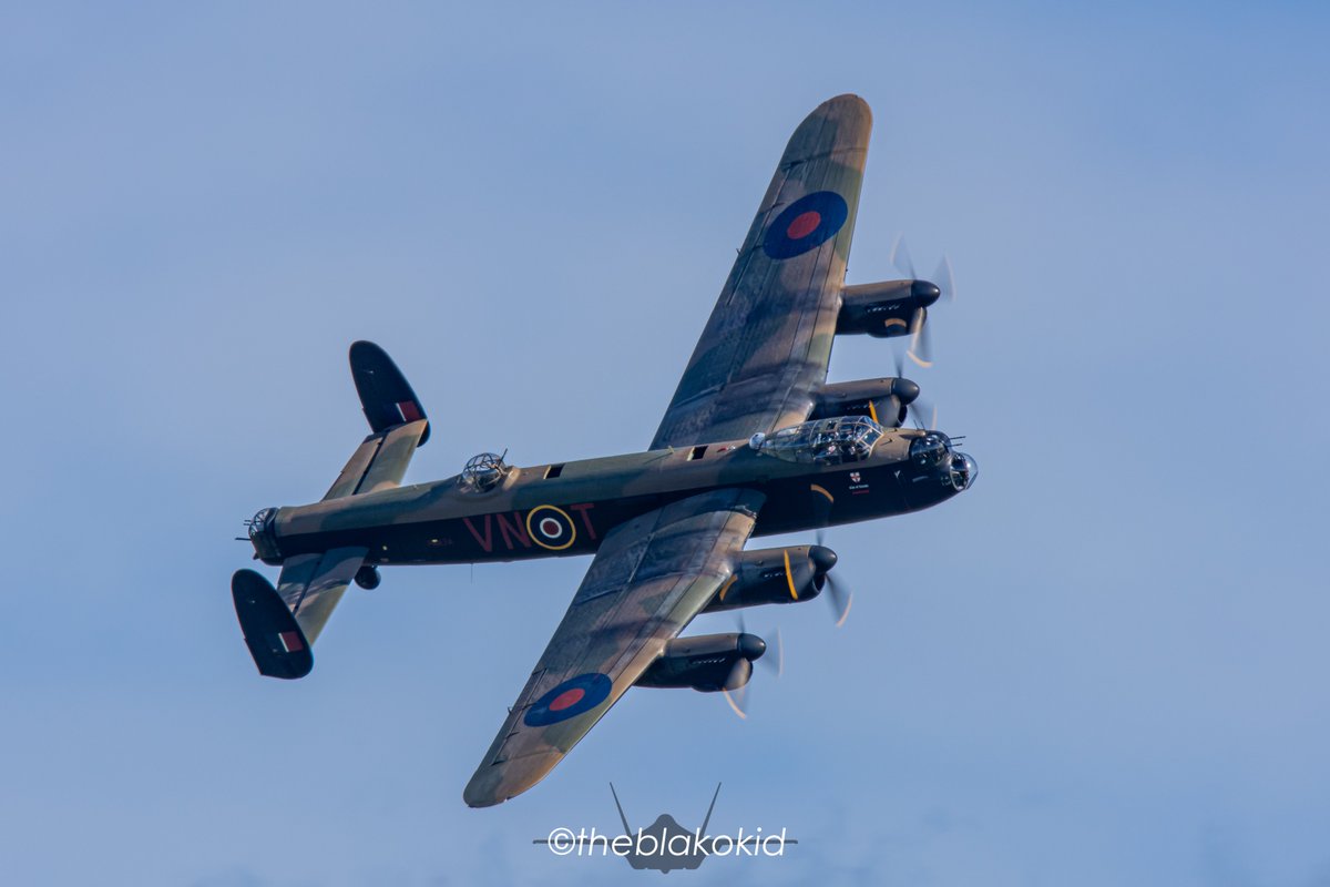 Tom Blake tweet media