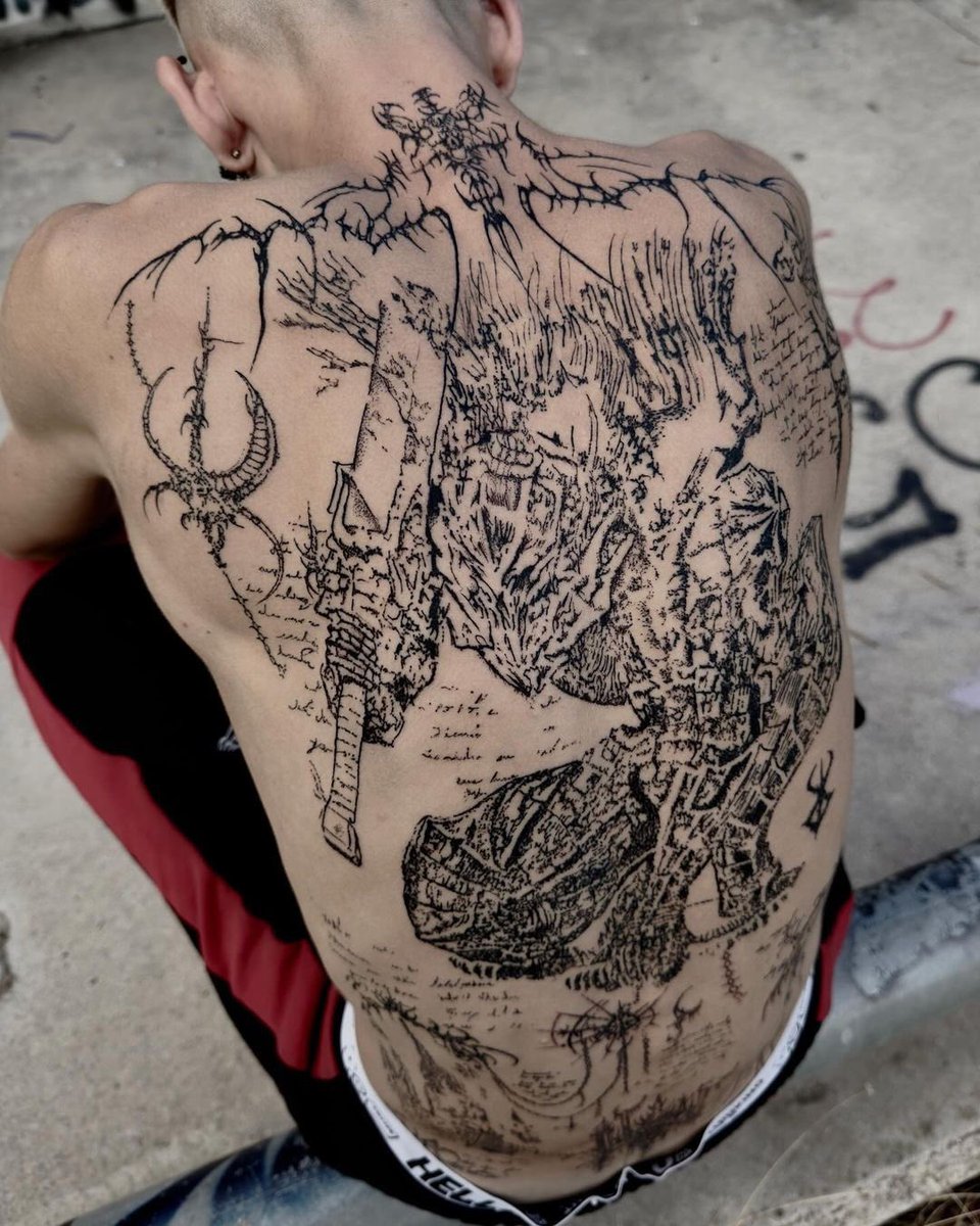 Inspire-se tatuando sem precisar de um significado
.
.
.
.
#OneLifeTattoo #TattooDesigns #UniqueTattoos #Inked #TattooInspiration #TattooIdeas #BodyArt #TattooCulture #TattooArtist #TattooGoals #TattooLovers #MinimalistTattoo #tatuagem