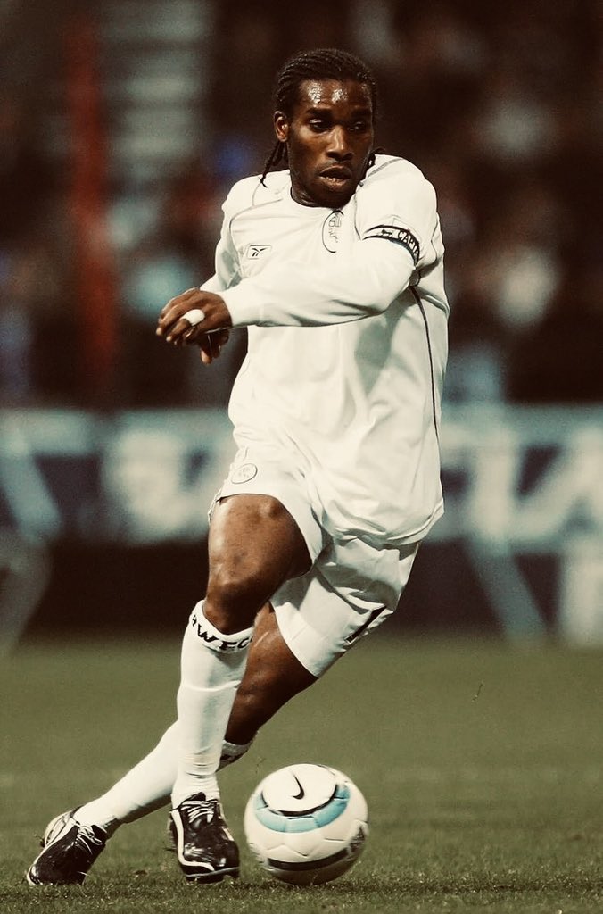 ILLUSION tweet media