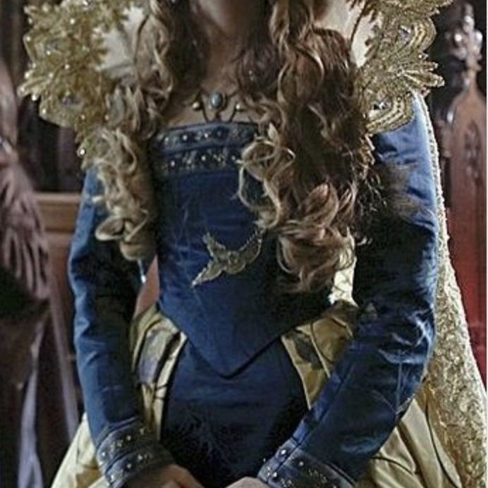 Aerea_caeles's tweet image. House Arryn dresses