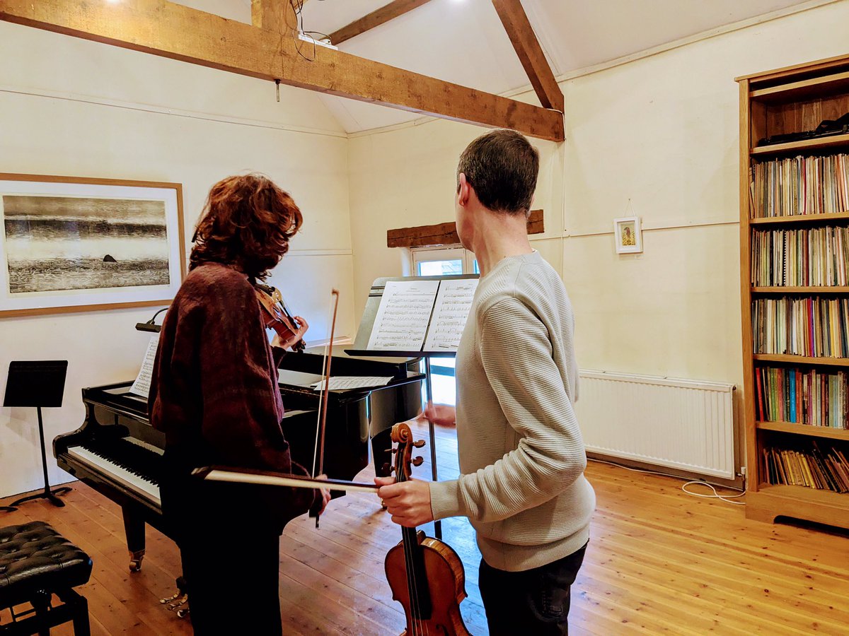 Fabulous workshop and recital from <a href="/MorganDarragh/">Darragh Morgan</a> and <a href="/DulleaMary/">Mary Dullea</a> at <a href="/BarkhamExmoor/">Barkham Exmoor</a> today! Thanks <a href="/BBCRadio3/">BBC Radio 3</a> for shout-out this morning! barkham-exmoor.co.uk/what-s-on-at-b… <a href="/CUKDevon/">Creative UK Devon</a> <a href="/DevonMusicEdHub/">🎶 Devon Music Education Hub 🎶</a> <a href="/FSimonsbath/">Simonsbath Festival</a> <a href="/sinfoniasouth/">Southern Sinfonia</a> <a href="/2MFYoungMusic/">TwoMoorsYoungMusicians</a> <a href="/2MoorsFestival/">Two Moors Festival</a> <a href="/waverleyensemb1/">waverley ensemble</a> <a href="/MusicQuantocks/">Music on the Quantocks 🎵 the early music republic</a>