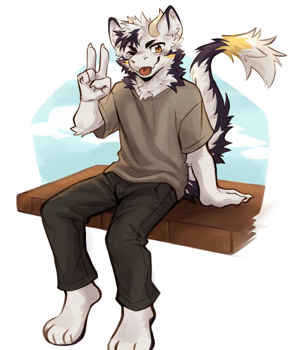 Oh. My. Lord, so many birthday wishes, thank you all! Also, I’d like to thanks my friends for the gifts (<a href="/karufizzy/">Fizzark</a>, <a href="/RokkoWusky/">Rokko</a>, <a href="/CypherSnep/">Cypher 🔜 Awoostria, EF, RFR, GH, SloFluf</a>). They are amazing 😻