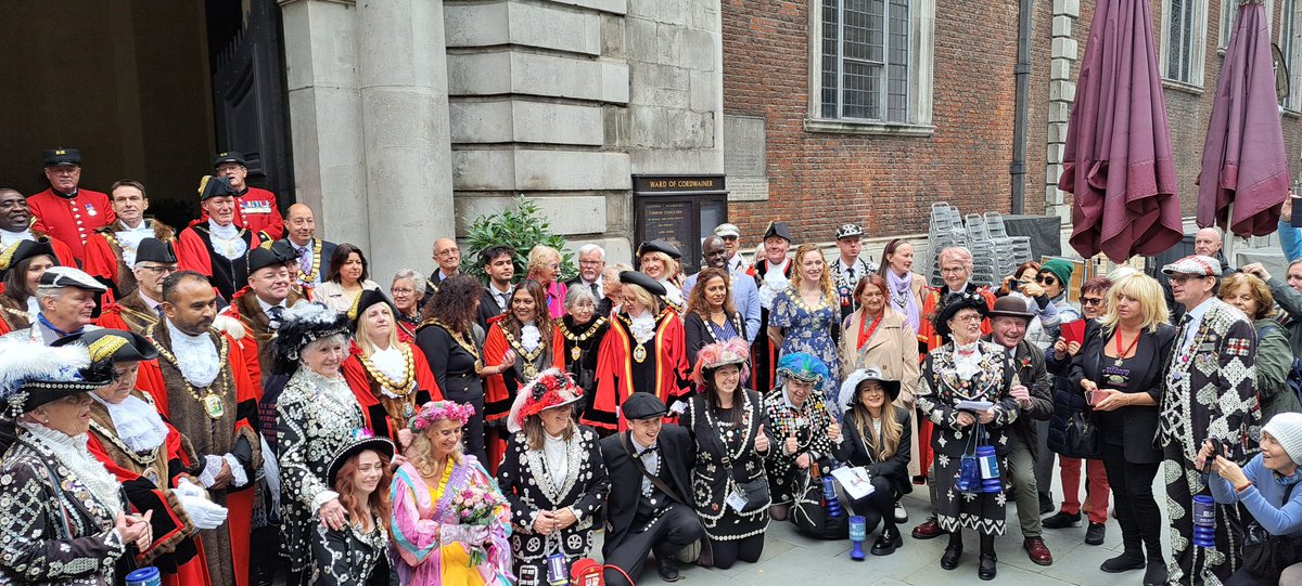 Mayor of Havering tweet media