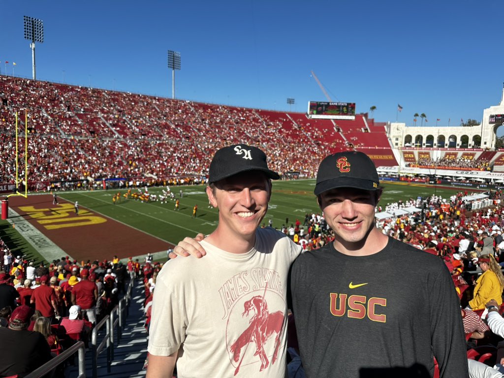 Met my favorite streamer :0
<a href="/choirizlyfe/">ChoirIzLyfe</a>