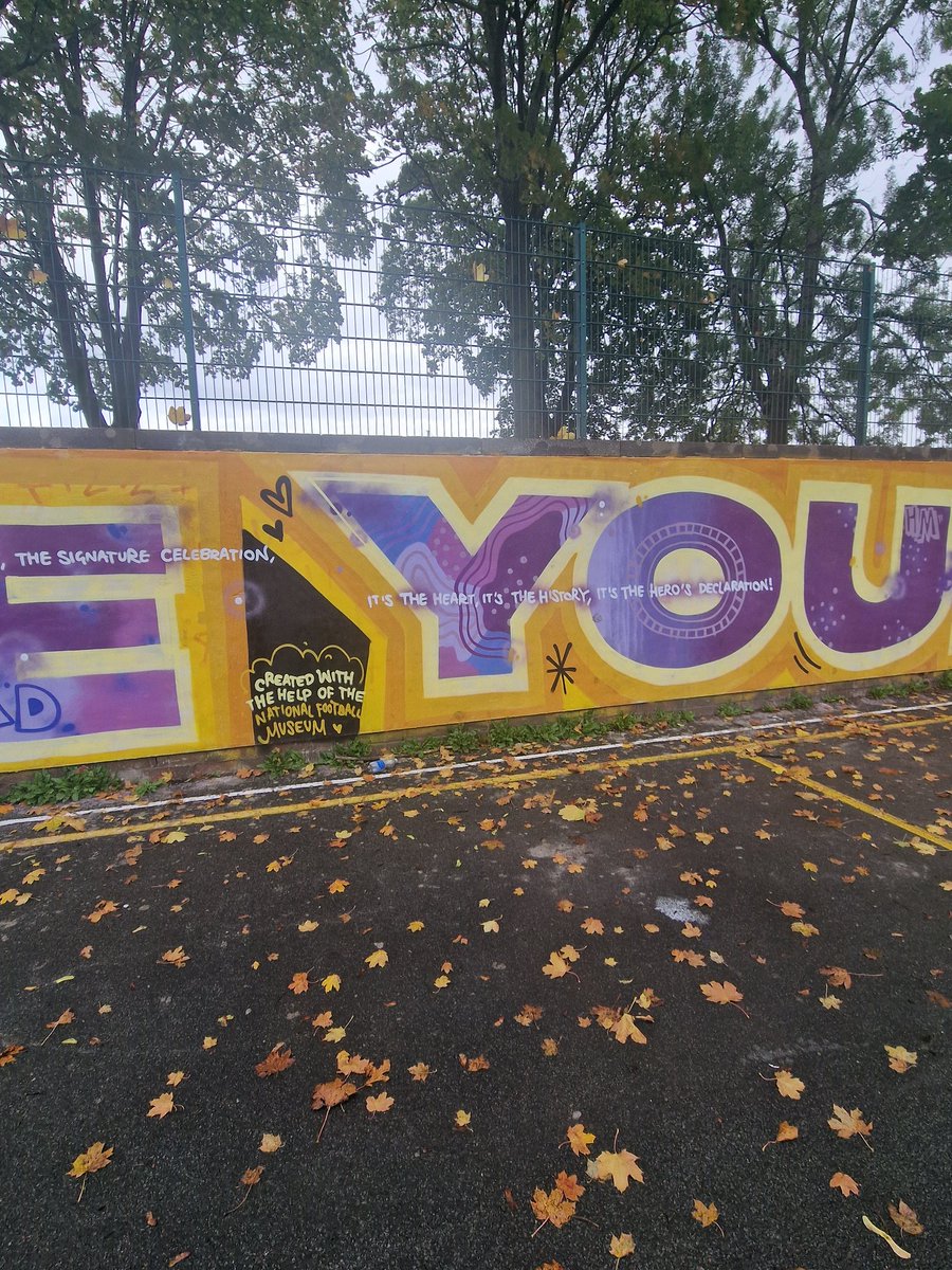 Cheetham and Crumpsall Cultural Festival (@cheethamfest) on Twitter photo Did you go see the fantastic mural created by the youngsters of cheetham hill in partnership with <a href="/FootballMuseum/">Nat. Football Museum</a> at the basketball court on Appleford Drive?
What an amazing piece of artwork and great poetry 🏀🎨 Did you go see the fantastic mural created by the youngsters of cheetham hill in partnership with <a href="/FootballMuseum/">Nat. Football Museum</a> at the basketball court on Appleford Drive?
What an amazing piece of artwork and great poetry 🏀🎨
