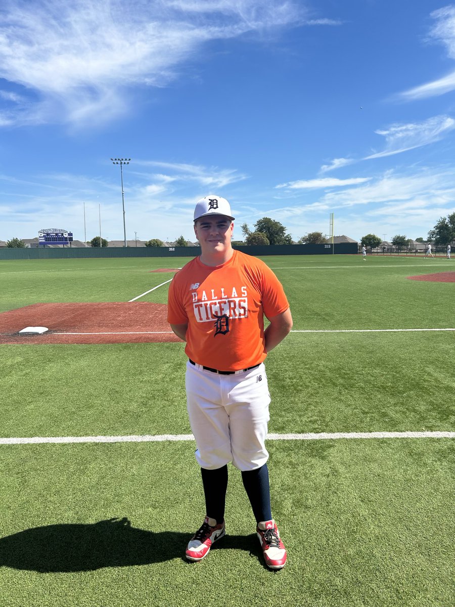 #DFWFallLeague F: <a href="/DTigerBaseball/">Dallas Tigers</a> NE Orange 17U 11, North Texas Legends 5
PoG: <a href="/maxcmoss/">Max moss</a> 1-3, 3B, RBI