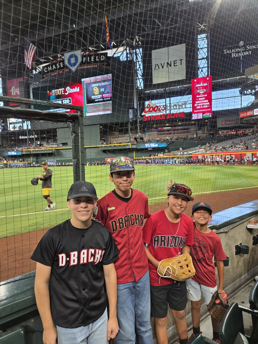 RubyGaxiola's tweet photo. Let's Go Diamondbacks! 🔥🔥🔥🐍#dbacks #whatafan https://t.co/PD1M1Sz27z