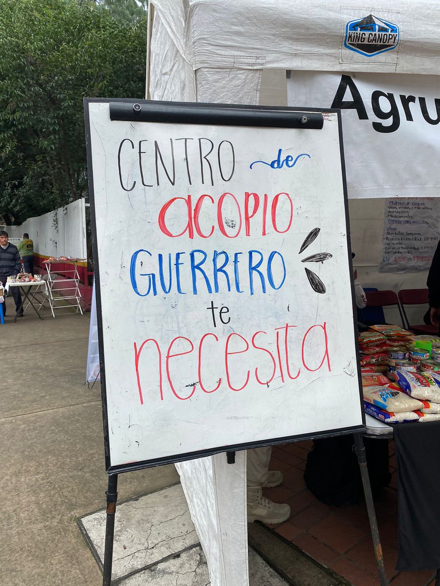 aquientrenostv's tweet photo. Vecinos de la colonia Roma Norte, en la #cdmx abrieron un centro de Acopio para Acapulco en el Mercado El 100. https://t.co/ugjzurcfZI