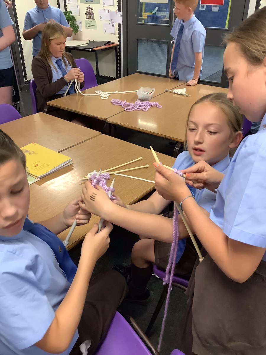 lfbriody's tweet photo. @StBlanesGCC P7s have been learning how to knit.  Thanks to the brilliant @PaulineMcpetrie who started them off we now have learners teaching each other.  Brilliant. https://t.co/mua3mJg6qU