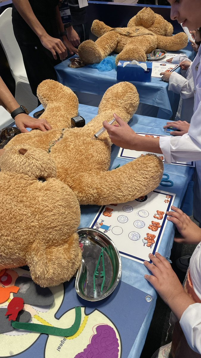 aw2rad's tweet photo. #HuggedAndHealed 🧸💙 https://t.co/QJuWxKl9rn