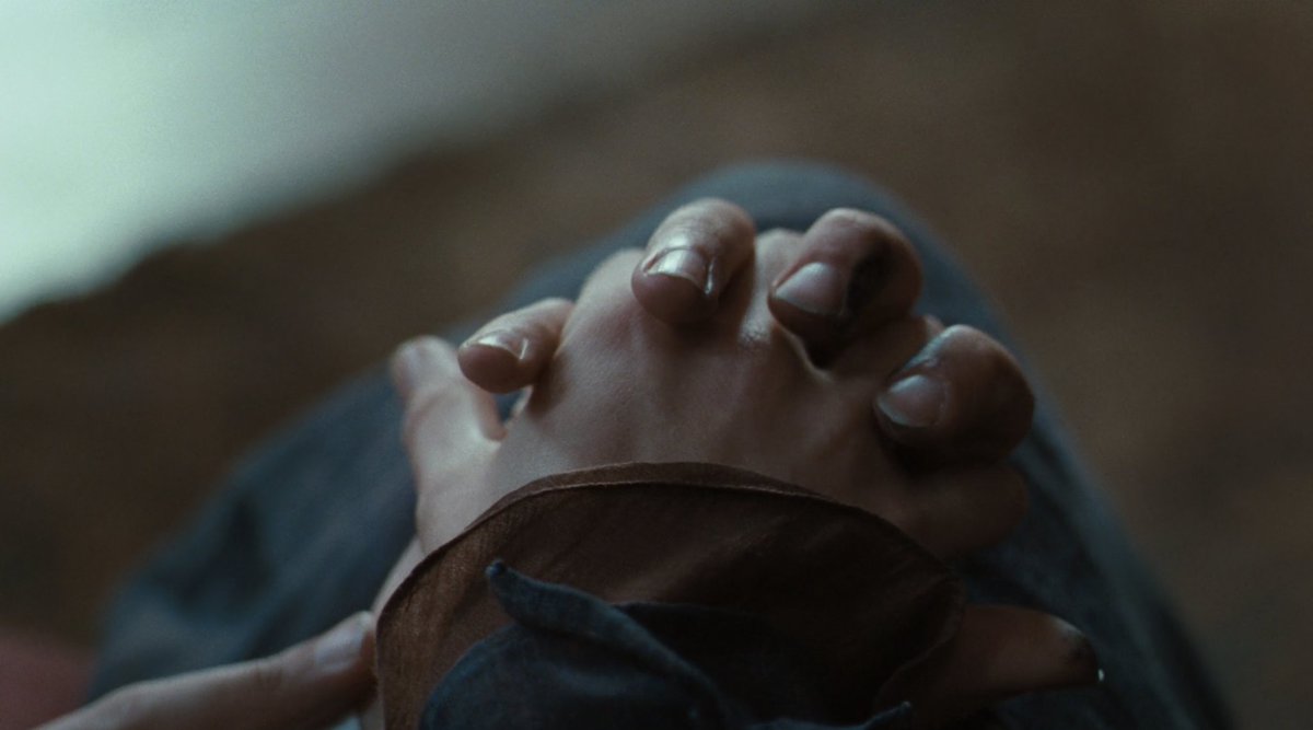 bubisanatcom's tweet photo. "Dokunmanın da hafızası vardır."

Bright Star, J. Campion (2009) https://t.co/CJYnh7pWGP