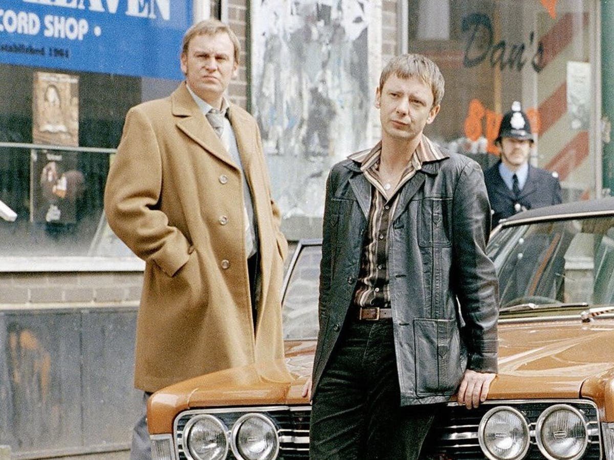 Seven episodes into a rewatch of Life on Mars, this time with someone who lived in England in 1973, and my god, this show is even better than I remember 🧡