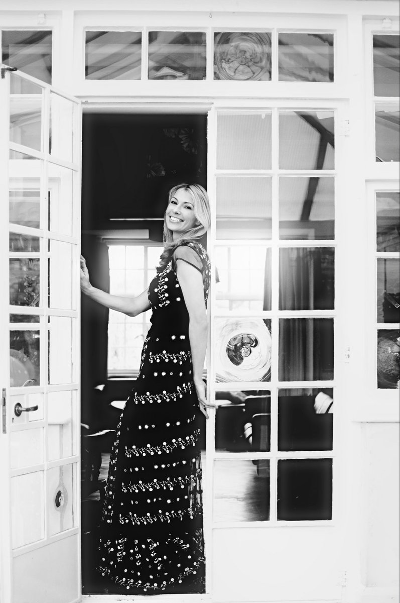 Thank you to everyone for such lovely birthday messages! 🥂Cheers to another year of chasing dreams, overcoming obstacles, and living life to the fullest. 💕