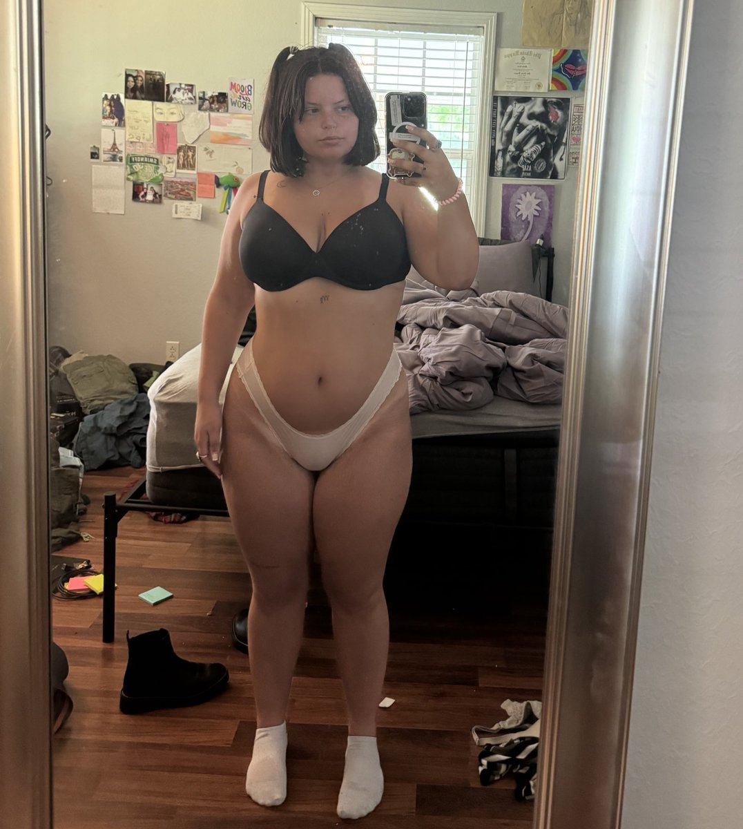 vuse_lover's tweet photo. 233 lbs —> 179 lbs 😁 https://t.co/Fijqq3pvQq