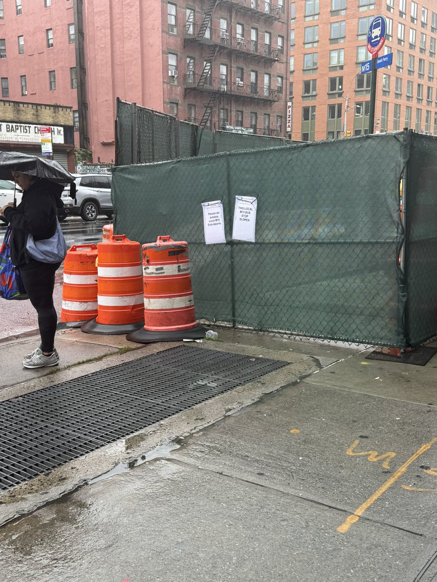 nv1978's tweet image. Hey @MTA @nyc311 what the point of saying the stop on 111/2 for the m15 is open but they see you standing there and don’t even stop with a few people standing there like they’re bored.  Walked to the light on 110 and he told me to go to 108.  Maybe you should educate your drivers