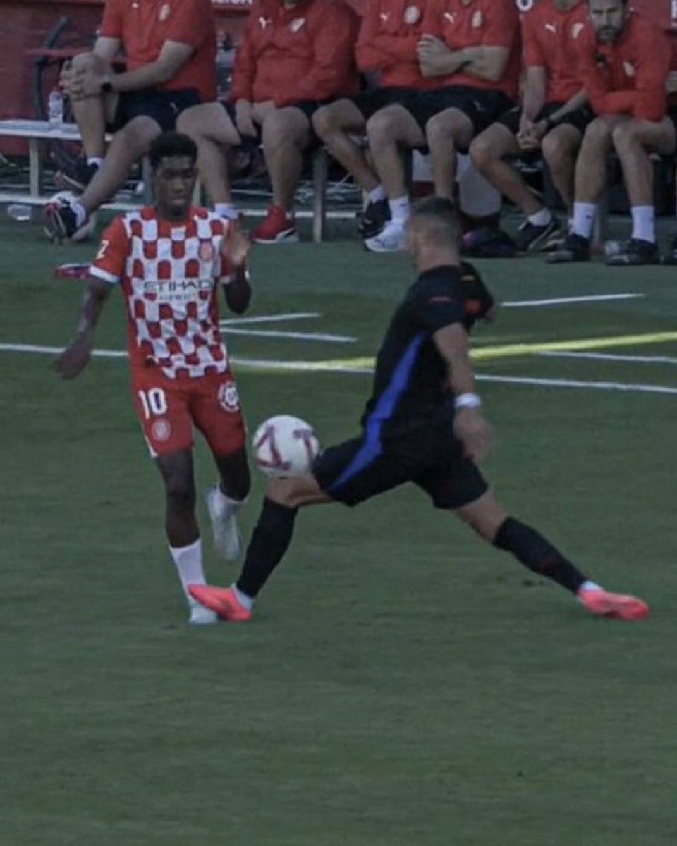 unintentional.                    Deserved red card.