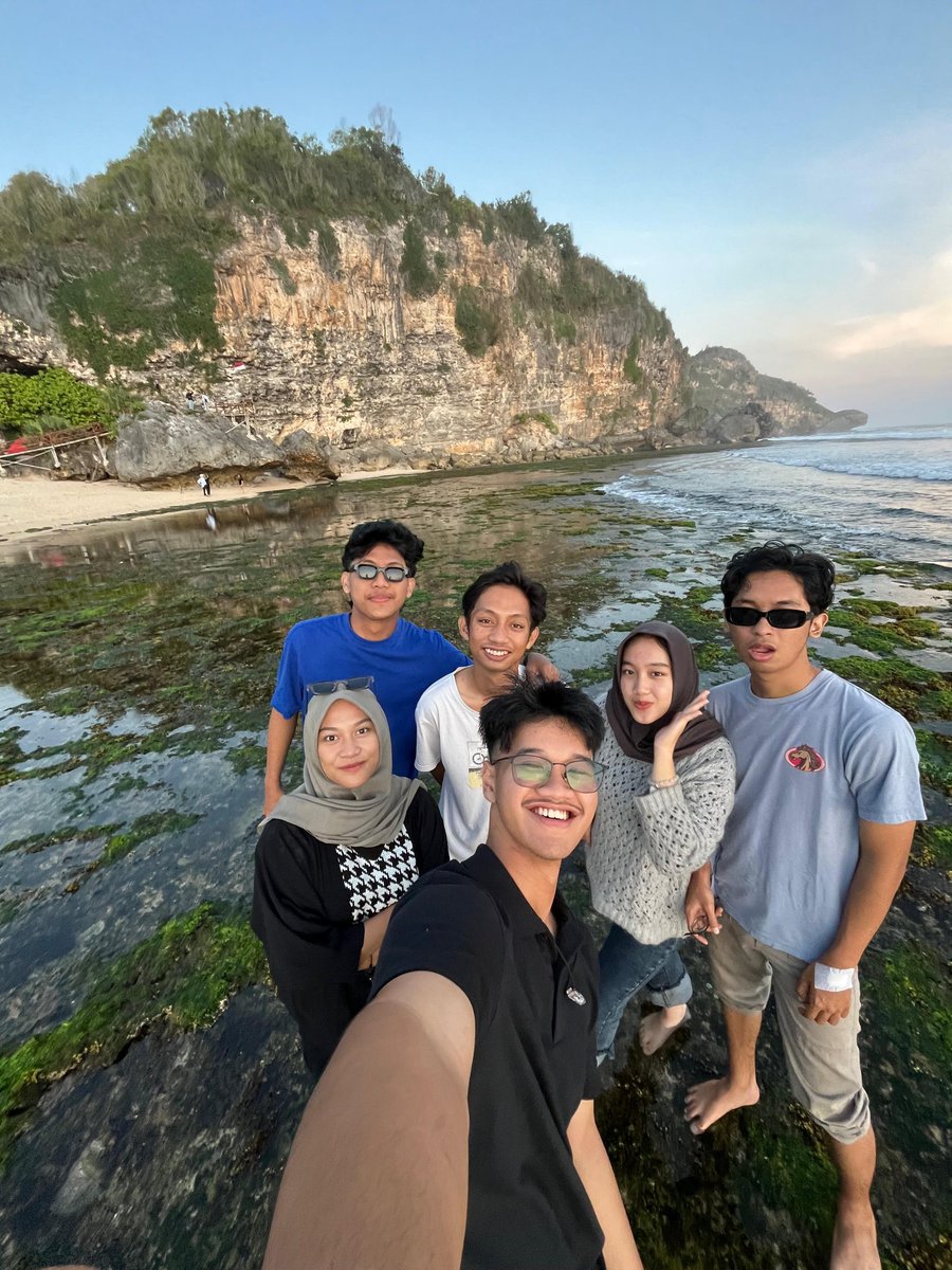 404fallaaz's tweet photo. 🌊 https://t.co/1tnNYHCgJc