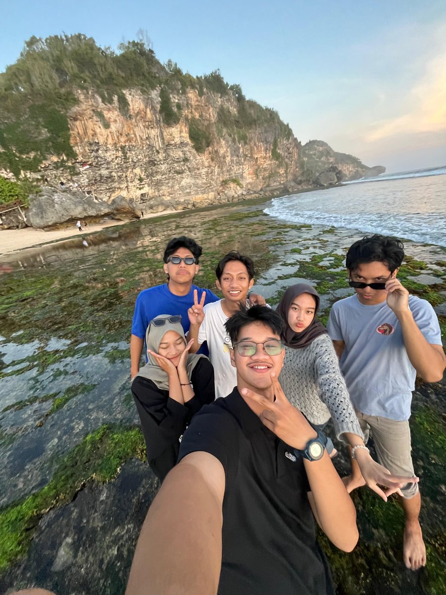 404fallaaz's tweet photo. 🌊 https://t.co/1tnNYHCgJc