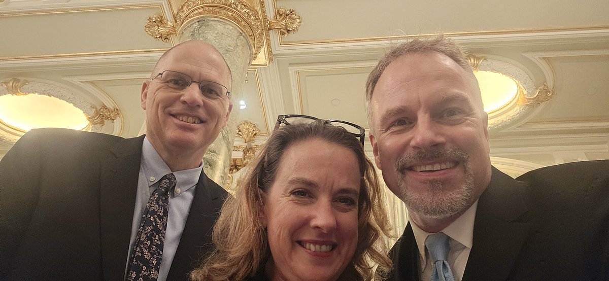 Henning Willers, MD, FASTRO (@henningwillers) on Twitter photo #radbio strength at #ASTRO24 presidential reception 💪
Celebrating well deserved <a href="/ASTRO_org/">ASTRO</a> FASTRO recognition of <a href="/JulieSchwarz14/">Julie Schwarz</a> & <a href="/BrianMarples/">Brian Marples</a> 👍👍🥂
#ASTRO24 #radbio strength at #ASTRO24 presidential reception 💪
Celebrating well deserved <a href="/ASTRO_org/">ASTRO</a> FASTRO recognition of <a href="/JulieSchwarz14/">Julie Schwarz</a> & <a href="/BrianMarples/">Brian Marples</a> 👍👍🥂
#ASTRO24