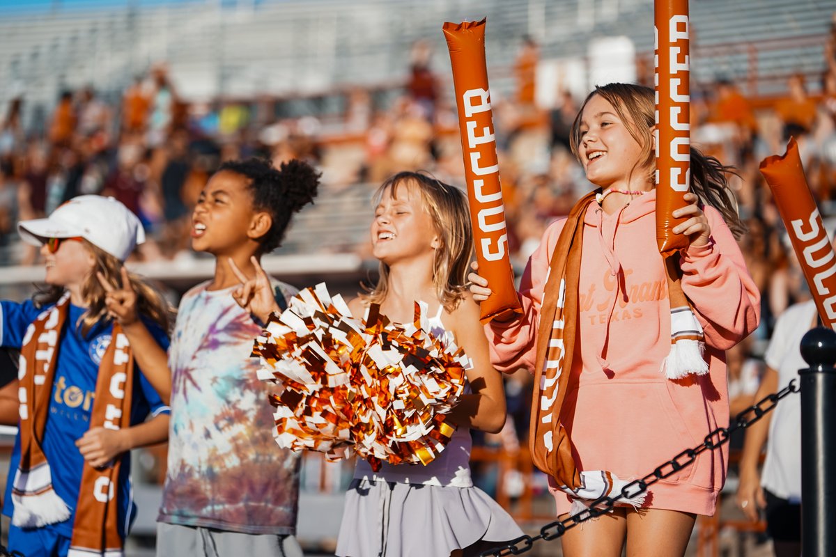 TexasSoccer's tweet photo. 3,140 of y'all! Thank you Longhorn Nation! 🤩🤘

#HookEm | #RunWithTexas https://t.co/8Gftn6Fn4B