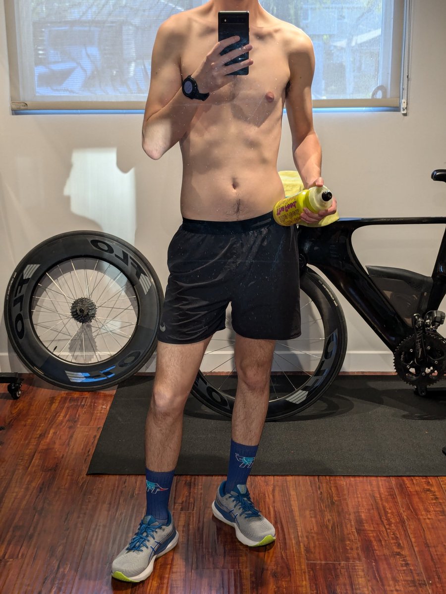 lockedinplush's tweet photo. Time for a run 🏃 Gotta stay fit https://t.co/NXlONd5hu9