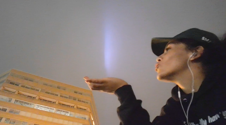 Lleo0neiro's tweet photo. Blue Beam in D.C. Sky NOW 8:40 pm 9/29/24 7 blox from the White House @dezzie_rezzie @ninjashoes @Cancelcloco @imcorinnemec @kylekemper #bluebeam #spacex #wtf #fakealiens #Aliens #breaking https://t.co/7OHWcjN0z9