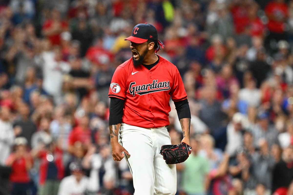 Your 2024 AL Saves Leaders:

47 - Emmanuel Clase CLE
34 - Josh Hader HOU
33 - Kirby Yates TEX
30 - Clay Holmes NYY
28 - Jason Foley DET
28 - Mason Miller OAK