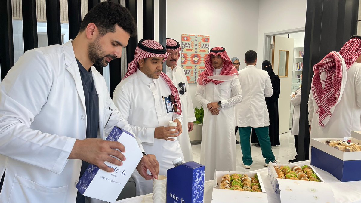 masarjadeer's tweet photo. احتفلت وكالة جدير باليوم العالمي للقلب في مركز الأمير سلطان للطب وجراحة القلب بالقصيم، بحضور الطاقم الطبي ومنسوبي المركز

الفعالية تميزت بالتوعية بأهمية صحة القلب وتخللها ضيافة مميزة وتوزيعات رائعة للحضور. شكرًا للجميع على المشاركة في تعزيز الوعي بصحة القلب. https://t.co/Vr82hQ65vA