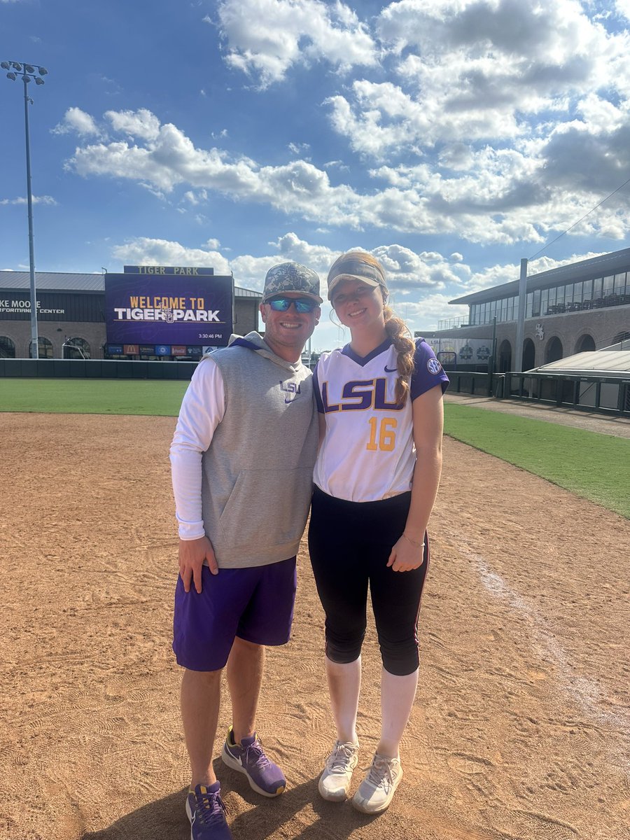 Jewel Cooper (@jewelcooper2027) on Twitter photo Thank you <a href="/LSUsoftball/">LSU Softball</a> for an amazing camp this weekend! I had such a great time learning new things! Thank you <a href="/LSUsoftball/">LSU Softball</a> for an amazing camp this weekend! I had such a great time learning new things!
