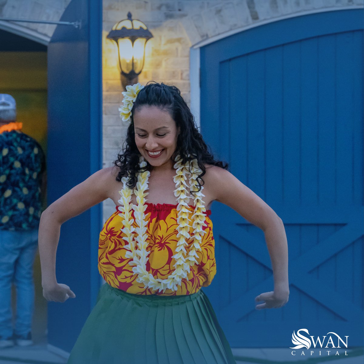 SWANCapital's tweet image. “Get ready to escape to paradise at our Luau Event next week! 🌺🌴 Enjoy tropical vibes, delicious island food, and unforgettable fun! Don’t miss out— join us!🌸 #LuauVibes #IslandParty #TropicalFun #HawaiianNights #GoodTimes #EventOfTheSeason #Aloha