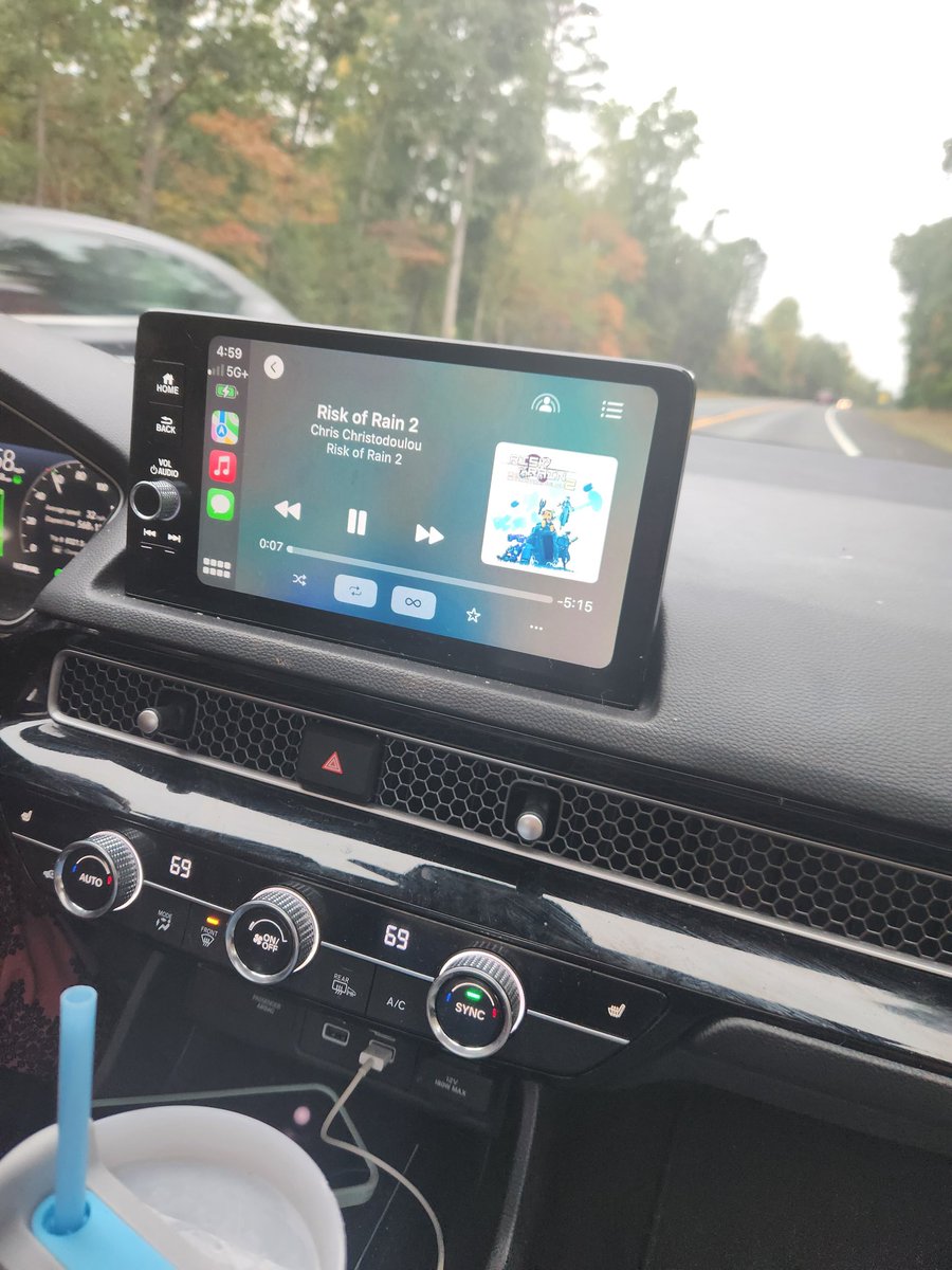 BeetleRoR2's tweet photo. do NOT pass me the aux bro 😭😭😭 https://t.co/PAdp04Byvu