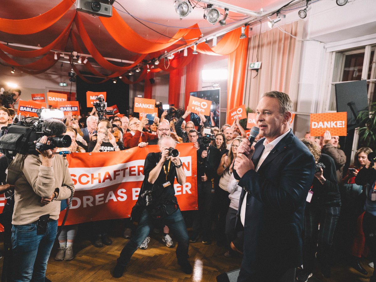 Wir haben nicht das Ergebnis, das wir wollten. Aber ich kann euch versprechen: Ich werde diesen Weg weiter mit euch gehen. Jetzt heißt es dranbleiben, aktiv werden und alles tun, um zu verhindern, dass die FPÖ dieses Land zerstört. Das waren meine Worte beim SPÖ-Wahlabend.