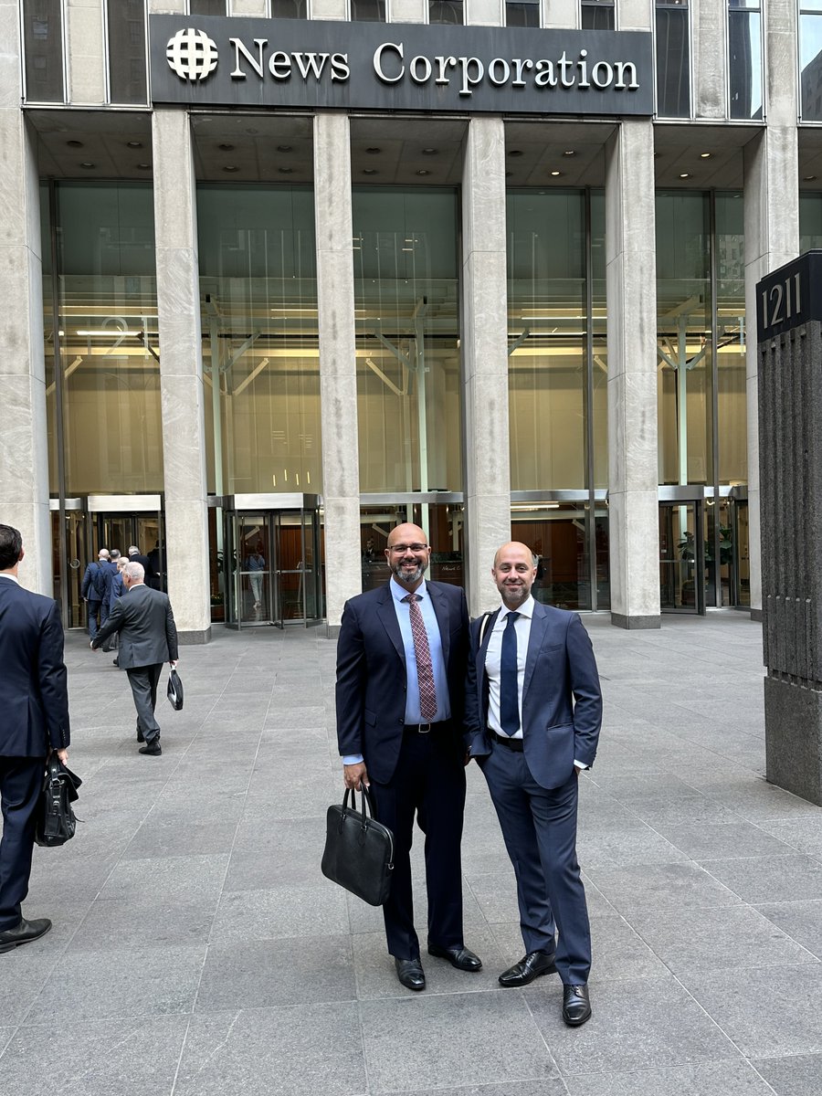 Modoras's tweet photo. An Inspiring US Study Tour! 🇺🇸

Modoras CEO @JitaSarai and Director Tony Sarai explored New York, engaged with @barronsadvisor's Top 100 Financial Advisers, and attended the Barron’s Top 100 Summit. Exciting insights coming to Modoras! Stay tuned. 🚀 https://t.co/CnsR4ax0Nd