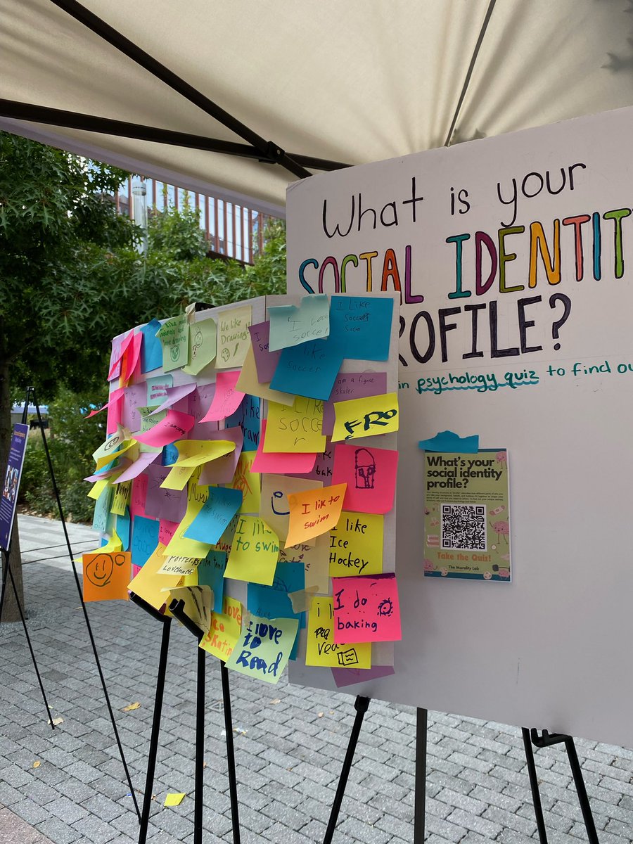 RealMoralityLab's tweet image. The Morality Lab had so much fun tabling at this year’s @CambSciFest ! We had the opportunity to talk to so many folks about our lab’s current work in social identity complexity—thanks to everyone who stopped by!🔬🤩