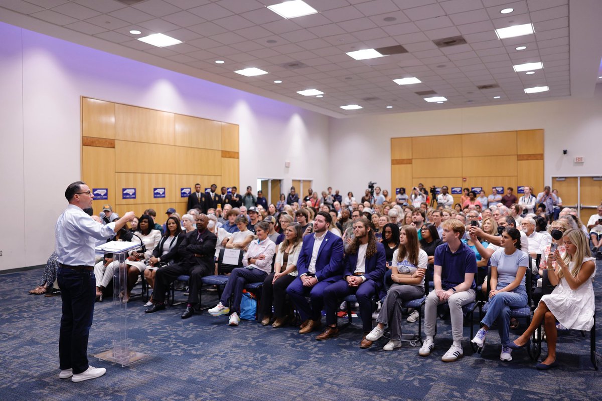 I’ve heard Attorneys General named Josh make Governors who get shit done. 

<a href="/JoshStein_/">Josh Stein</a> is going to make you proud, North Carolina — but we can’t get complacent. Join the team: joshstein.org