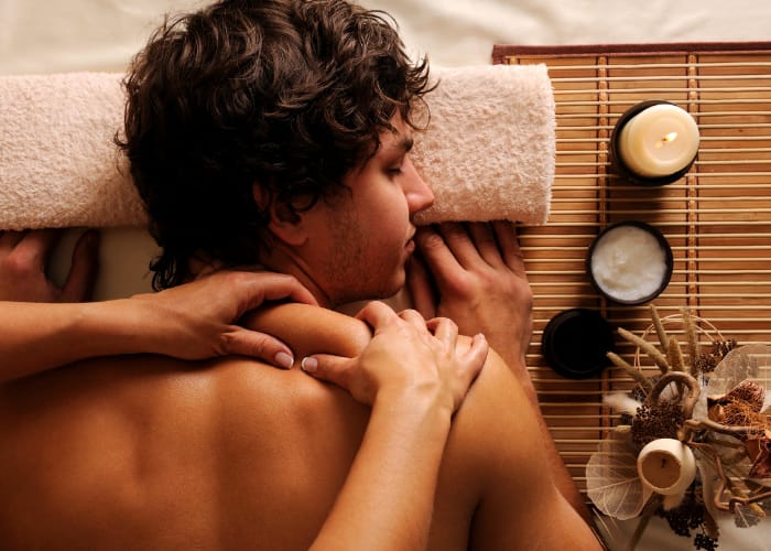PijatSemarang16's tweet photo. Pijat panggilan kota Semarang, manjakan tubuh anda karena keseharian beraktifitas dengan treatment pijat dari saya
#pijat #pijatsemarang #pijatpanggilan #pijatwanita #pijatpria #pijat24jam #massage #massagepanggilan #bodymassage #massageboy #massagefullservice https://t.co/NZMrgFrfZ4
