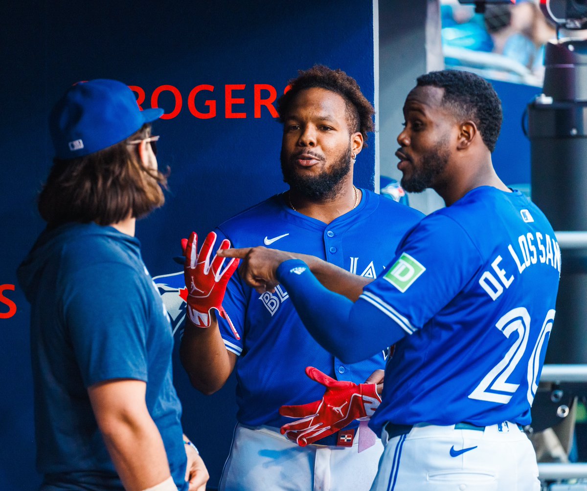 Toronto Blue Jays tweet media