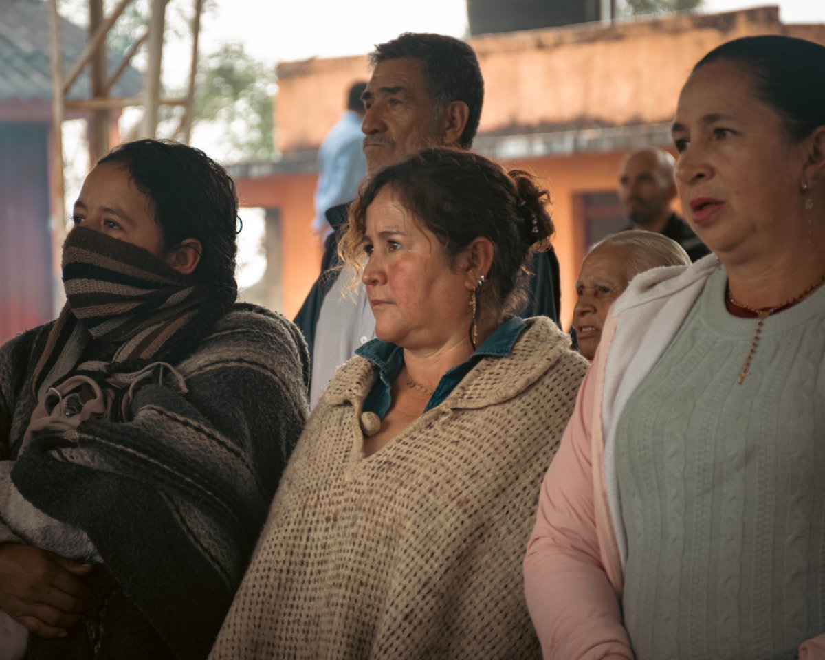 Hoy se escribe una nueva historia en el departamento del Tolima, celebramos la audiencia pública de la primera Zona de Reserva Campesina liderada por mujeres en los municipios de Santa Isabel y Anzoátegui, beneficiando a 1.385 familias rurales con más de 23.000 hectáreas. En solo