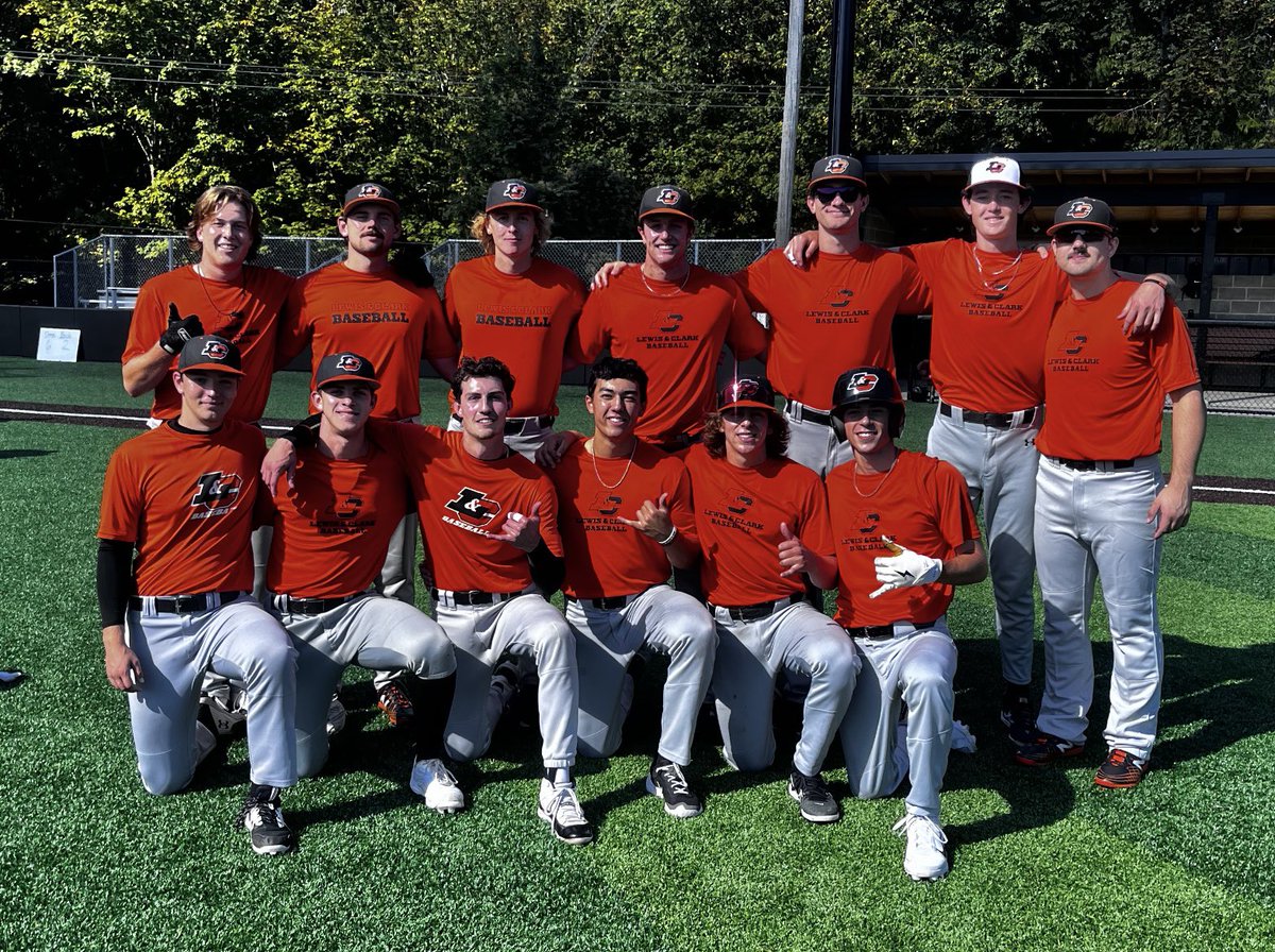 LCOttsBB's tweet photo. A 3-run double from Cavagnaro gave Team Orange the lead and solid pitching from Gibeault, Stevenson, Foster and Potter made it stand up with a 6-2 win over Team Black. #RollPios #Tangs https://t.co/zSfaENdSmN