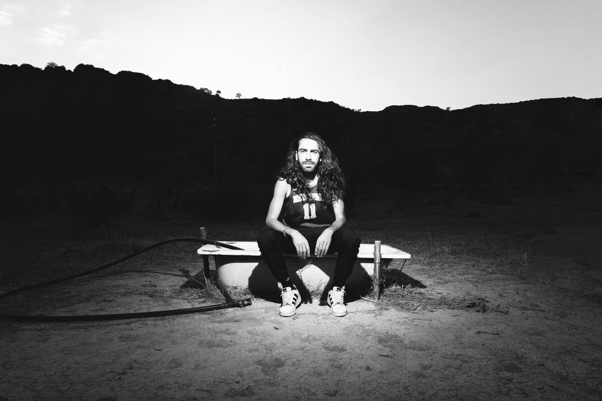 erounaltro's tweet image. BUONCOMPLEANNO è un viaggio lungo un anno e mezzo raccolto in 15 minuti.
Lo trovate qui e un po’ ovunque 🖤🙏🎧
open.spotify.com/album/5sLZY5Tb…