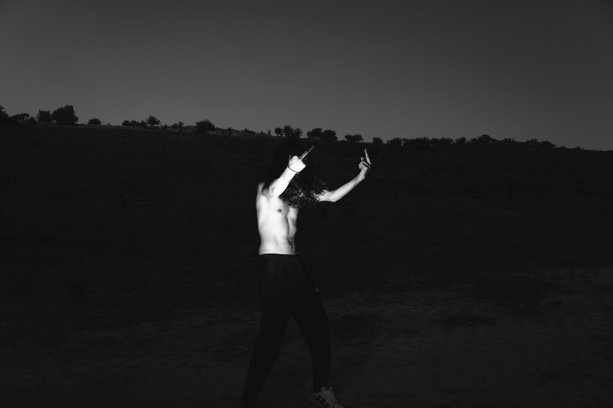 erounaltro's tweet image. BUONCOMPLEANNO è un viaggio lungo un anno e mezzo raccolto in 15 minuti.
Lo trovate qui e un po’ ovunque 🖤🙏🎧
open.spotify.com/album/5sLZY5Tb…