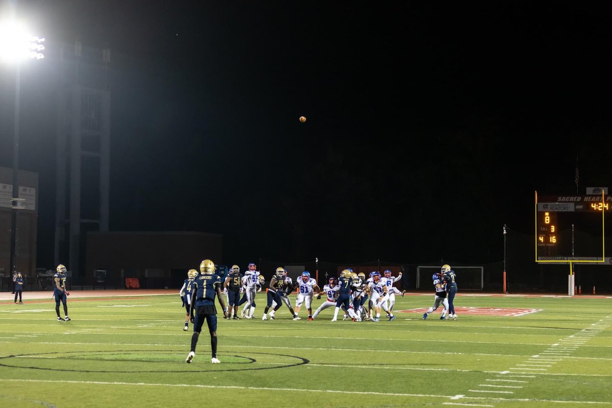 Tolland Eagles Football tweet media